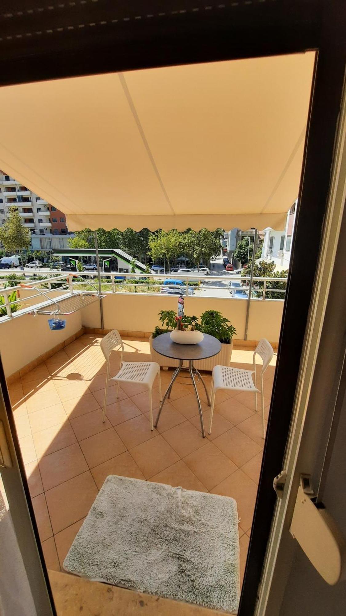 Disy Apartments Vlorë Habitación foto