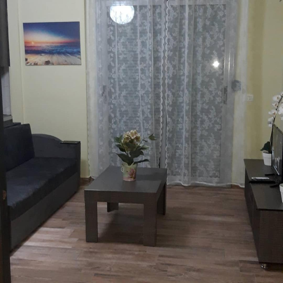 Disy Apartments Vlorë Habitación foto